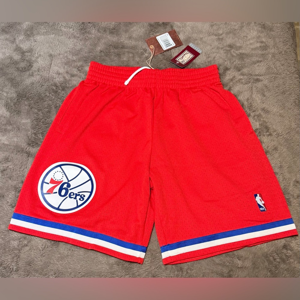 NWT - Mitchell & Ness Philadelphia 76ers 2002/03 NBA SwingMan Shorts, Size - M